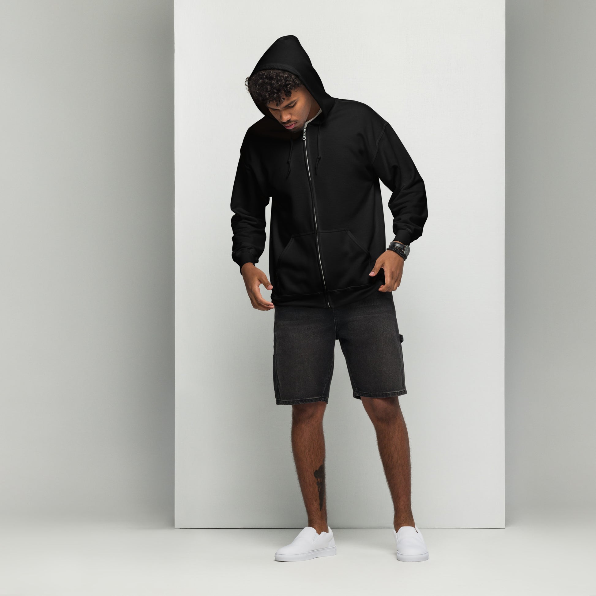 SOL Unisex Heavy Blend Zip Hoodie in Black — front view
